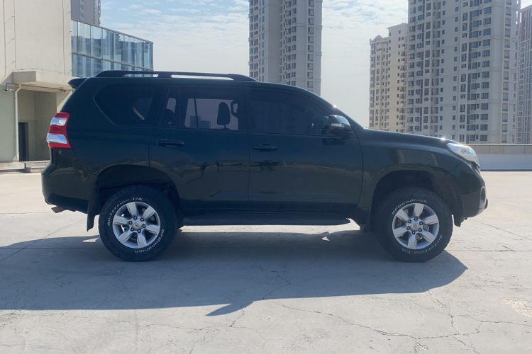 Toyota Land Cruiser Prado 2015 car image #5