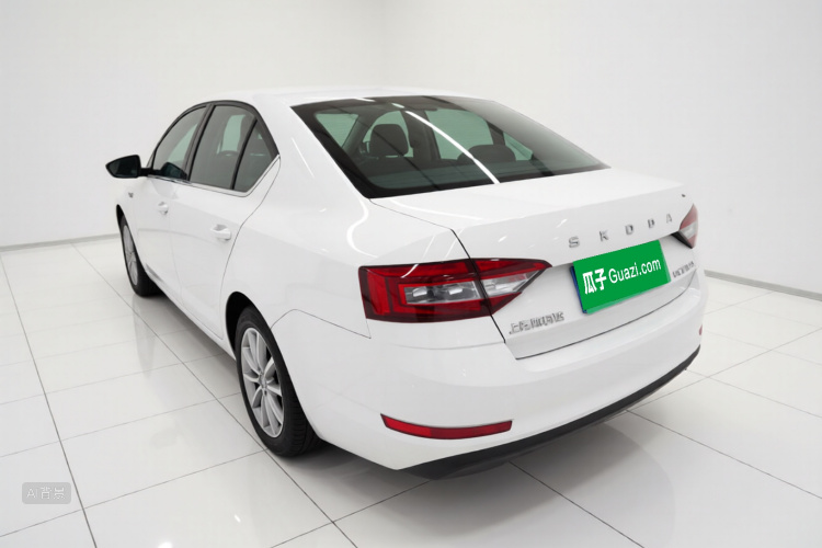Skoda Octavia 2020 #5 Skoda Octavia 2020 car image #5