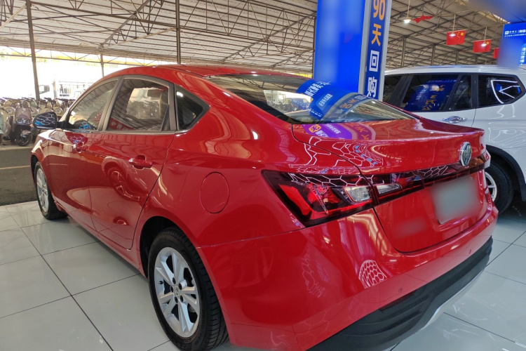 MG GT 2017 car image #5