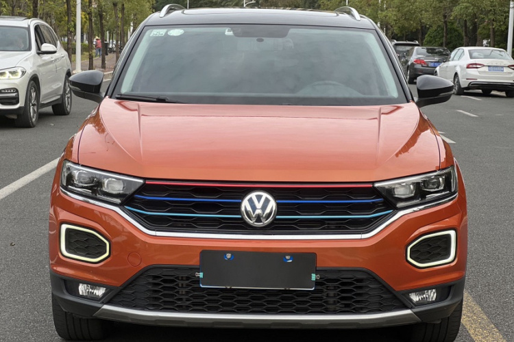 T-Roc 2018 car image #5
