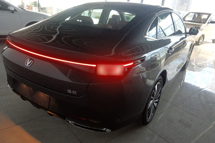 Changan EadoPHEV 2025 immagine di auto #5