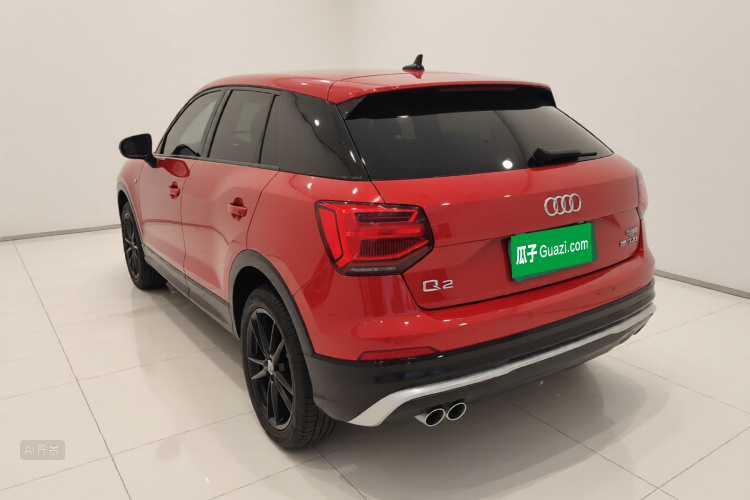 Audi Q2L 2020 car image #5