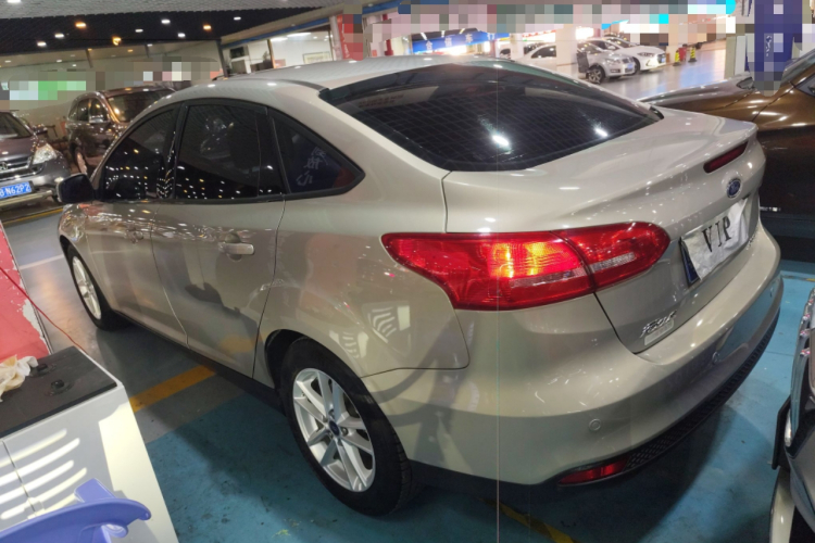 Ford Focus 2016 image de voiture #5