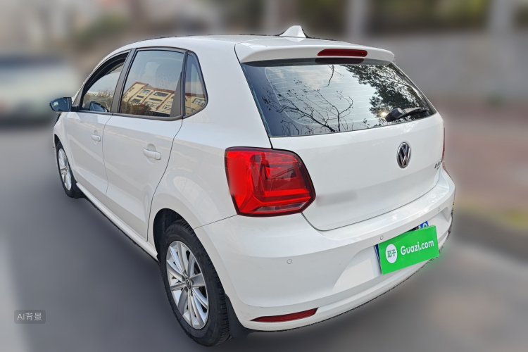 Polo 2015 car image #5