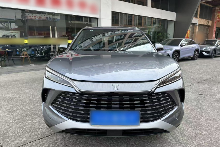 BYD SongL DM-i 2025 car image #5