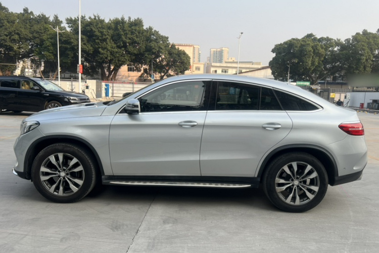 Mercedes-Benz GLE Coupe 2016 #5 Mercedes-Benz GLE Coupe 2016 car image #5