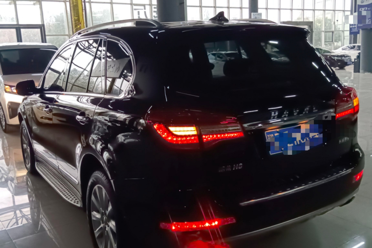 Haval H8 2016 #5 Haval H8 2016 car image #5