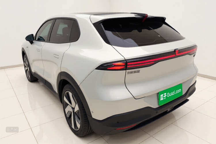 Deepal S05 2024 car image #5