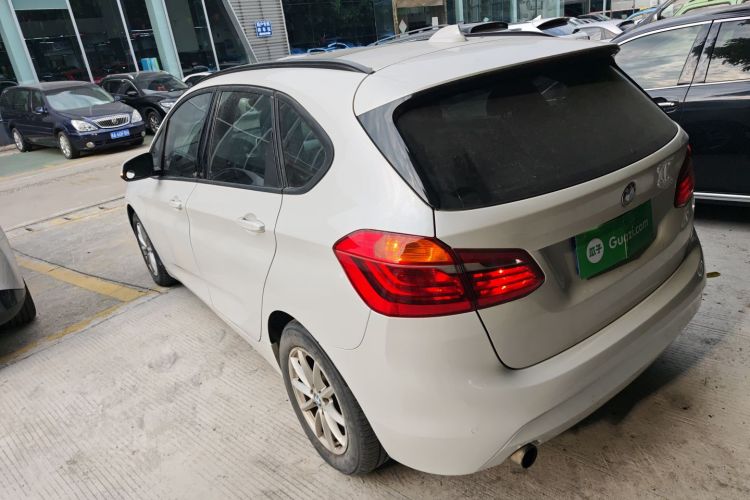 BMW 2 Series Tourer 2016 car image #5