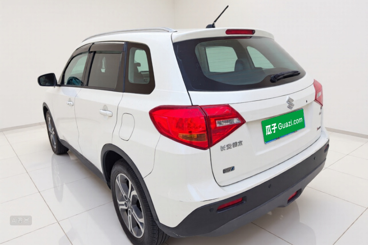 Suzuki Vitara 2016 #5 Suzuki Vitara 2016 car image #5