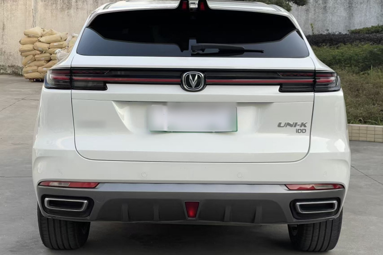Changan UNI-K iDD 2022 car image #5
