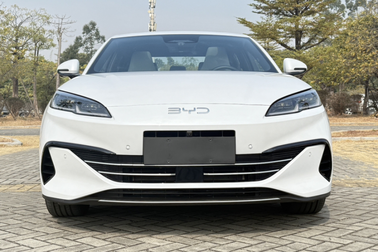 BYD Seal 06 New Energy 2025 car image #5