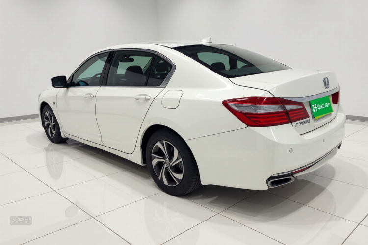 Honda Accord 2016 #5 Honda Accord 2016 car image #5