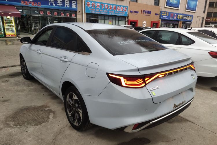 GEELY Emgrand L HiP 2023 immagine di auto #5