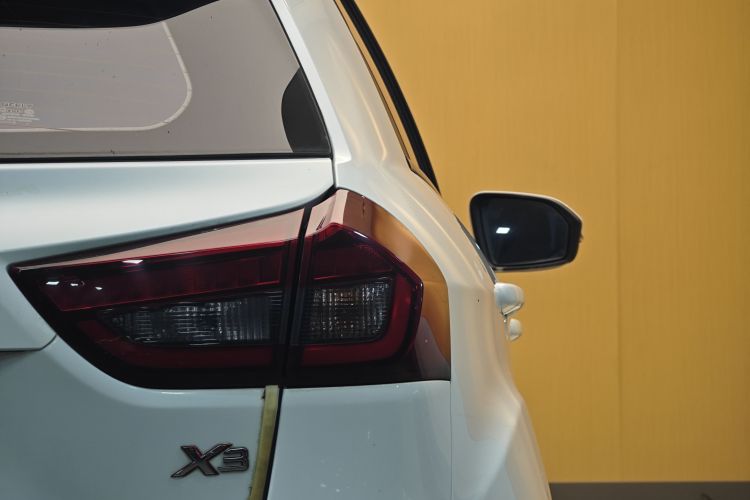 Vision X3 2019 car image #5