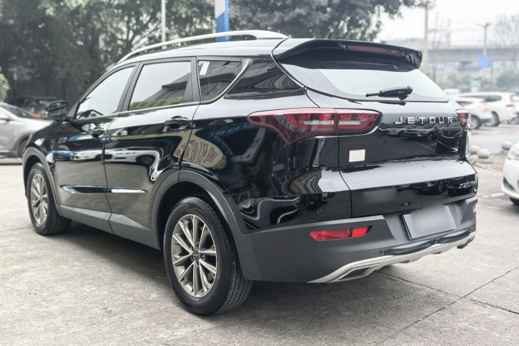 X70M 2021 car image #5