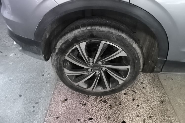 GEELY Coolray 2019 car image #5