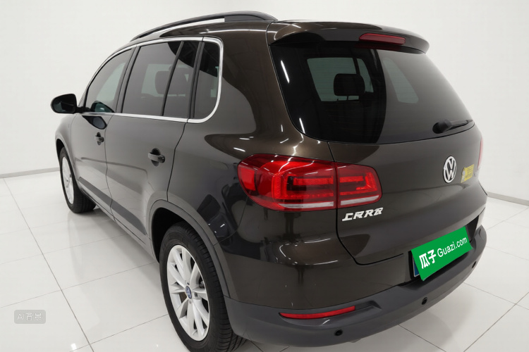 Volkswagen Tiguan 2016 imagem de carro #5