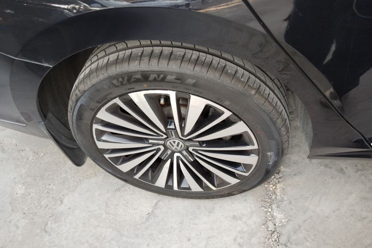 Volkswagen Passat 2019 #5 Volkswagen Passat 2019 car image #5