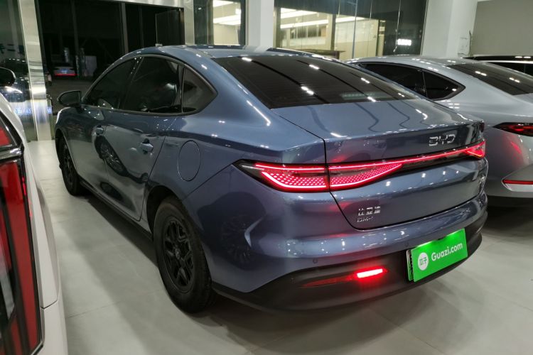 BYD Seal 05 DM-i 2025 #5 BYD Seal 05 DM-i 2025 car image #5