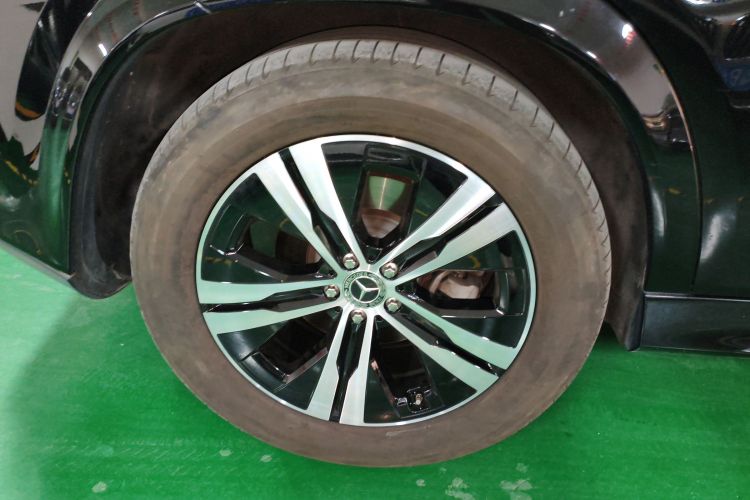 Mercedes-Benz GLE Class New Energy 2023 car image #5