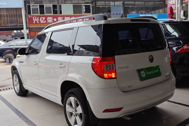 Skoda Yeti 2017 imagen de coche #5