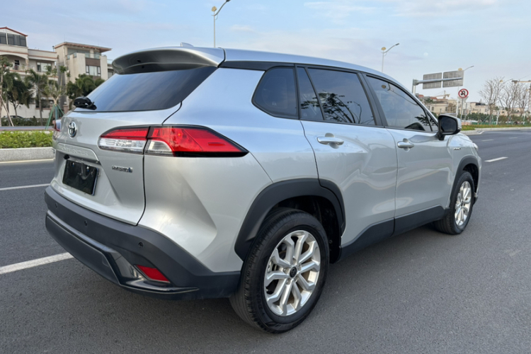 丰田 锋兰达 2023 汽车图片 #5