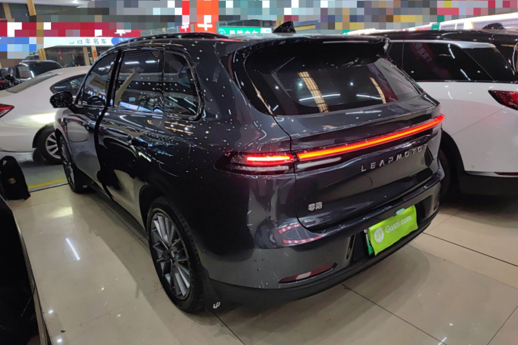 零跑汽车 零跑C10 2025 汽车图片 #5