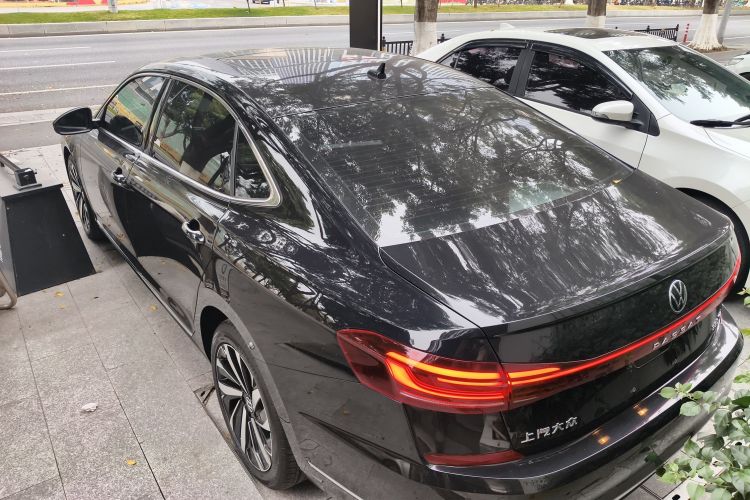 Volkswagen Passat 2023 #5 Volkswagen Passat 2023 car image #5