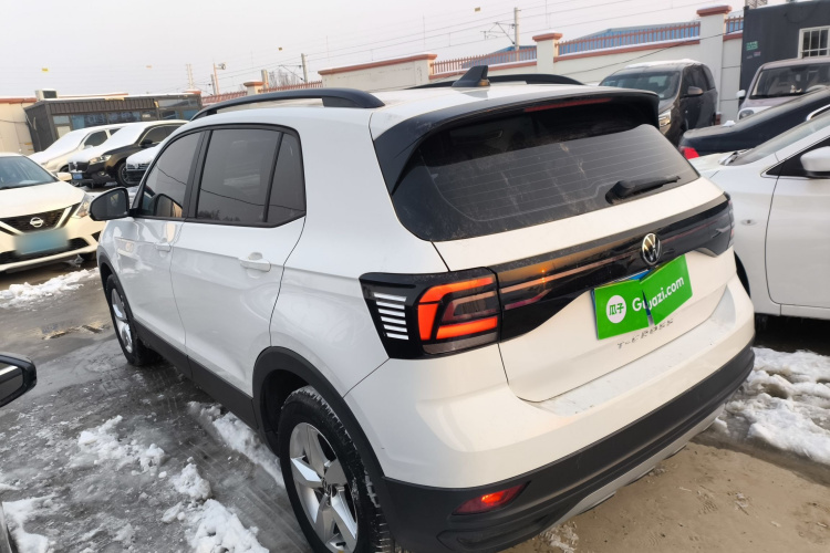 Volkswagen T-Cross 2023 car image #5