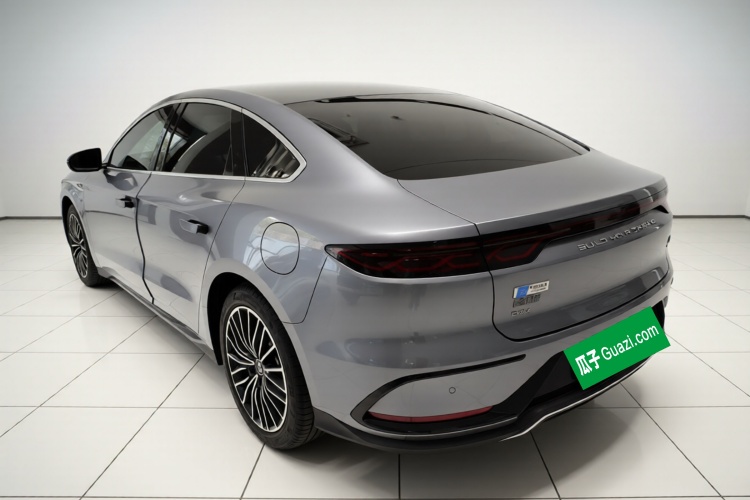 BYD Han 2024 car image #5