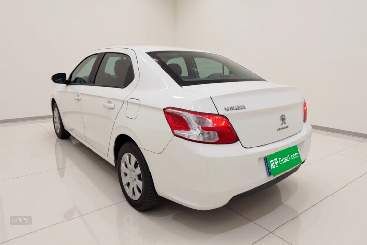 Peugeot 301 2016 car image #5