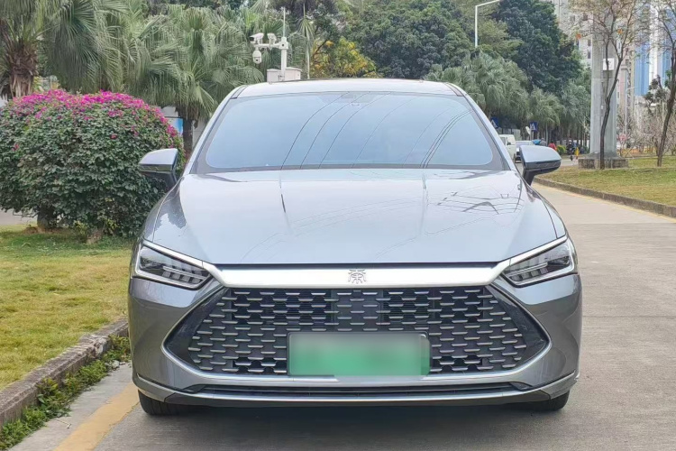 BYD Qin Plus 2022 #5 BYD Qin Plus 2022 car image #5