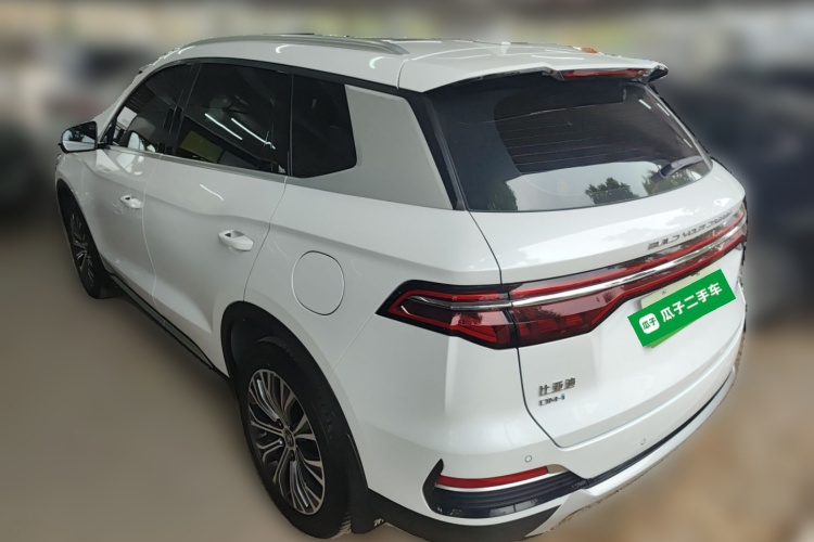 BYD Song Pro New Energy 2023 #5 BYD Song Pro New Energy 2023 car image #5
