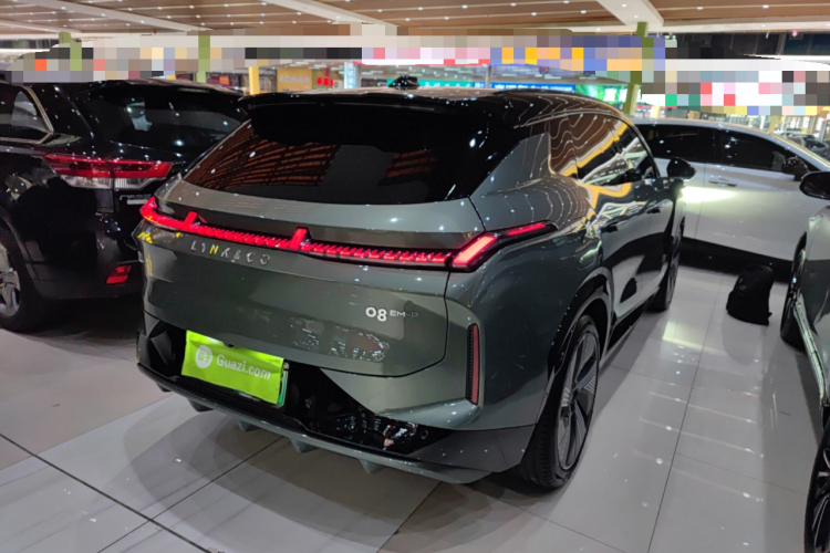 Lynk & Co 08 EM-P 2023 car image #5