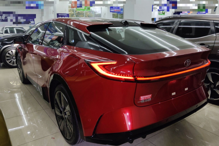 Toyota bZ5 2025 #5 Toyota bZ5 2025 car image #5