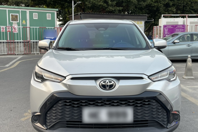 Toyota Frontlander 2023 car image #5
