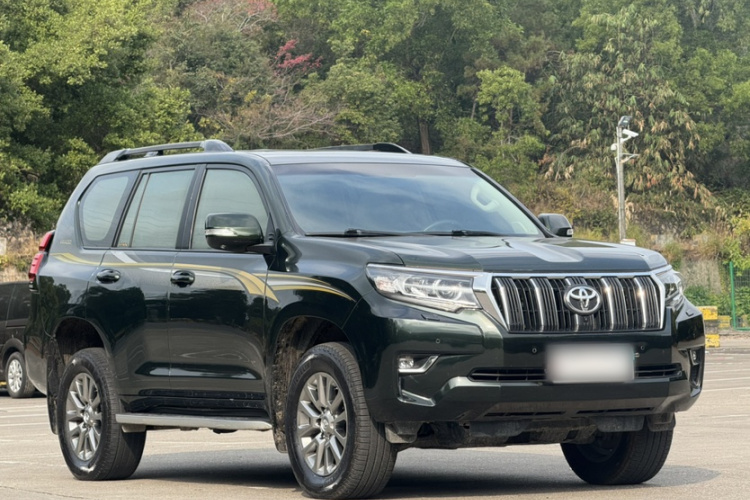 Toyota Land Cruiser Prado 2018 #5 Toyota Land Cruiser Prado 2018 car image #5