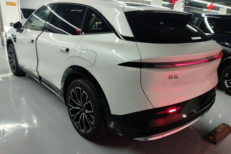 Zeekr 7X 2025 car image #5