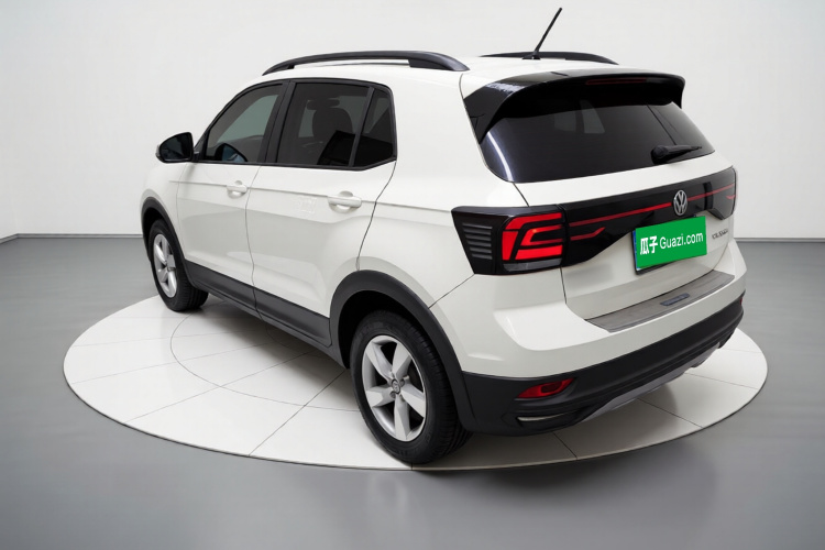 Volkswagen T-Cross 2020 car image #5