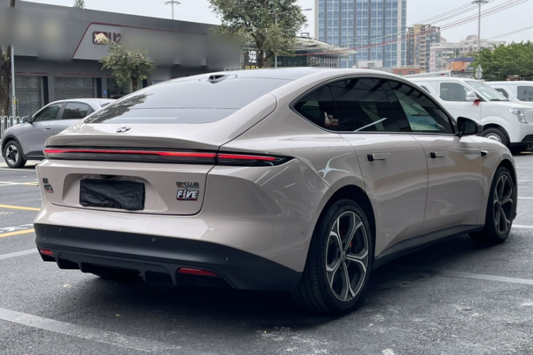 蔚来 蔚来ET5 2023 汽车图片 #5