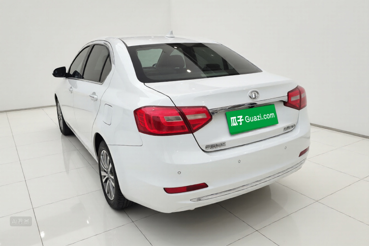 Great Wall C30 2016 car image #5