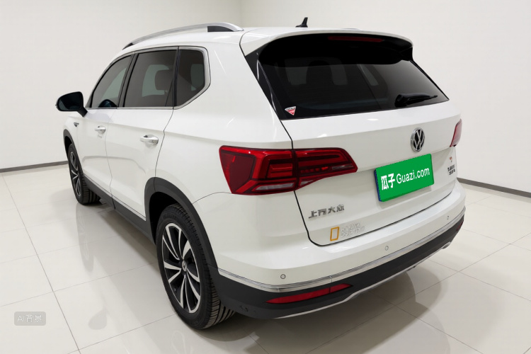 Volkswagen Tharu 2019 car image #5