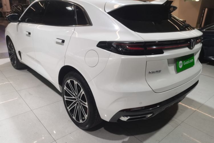 Changan UNI-K iDD 2022 immagine di auto #5