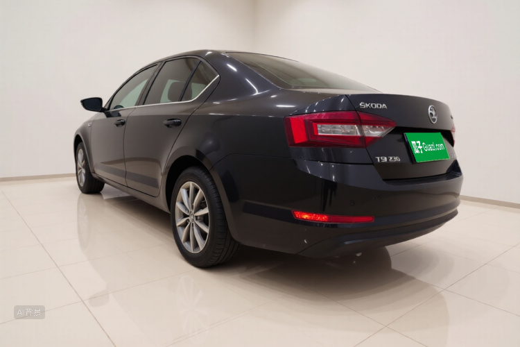Skoda Octavia 2018 #5 Skoda Octavia 2018 car image #5