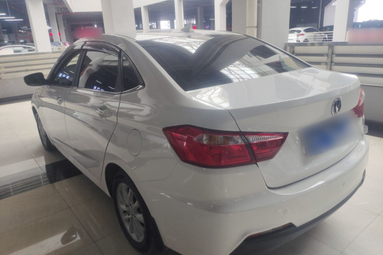 Changan Alsvin V7 2015 #5 Changan Alsvin V7 2015 car image #5