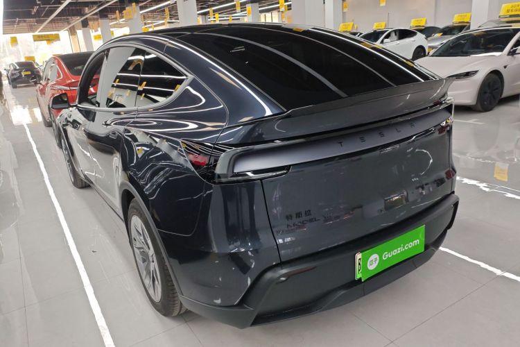 特斯拉 Model Y L 2025 汽车图片 #5