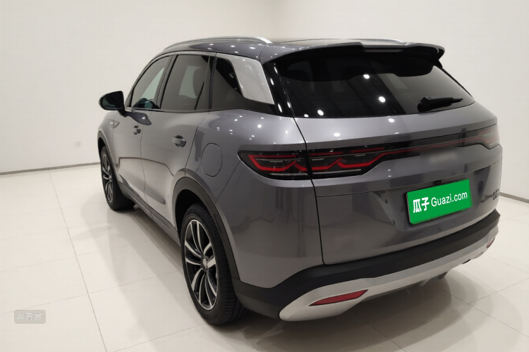 BYD SongL DM-i 2024 car image #5