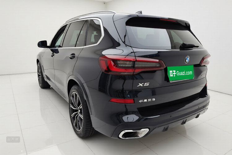 BMW X5 2022 صورة سيارة #5