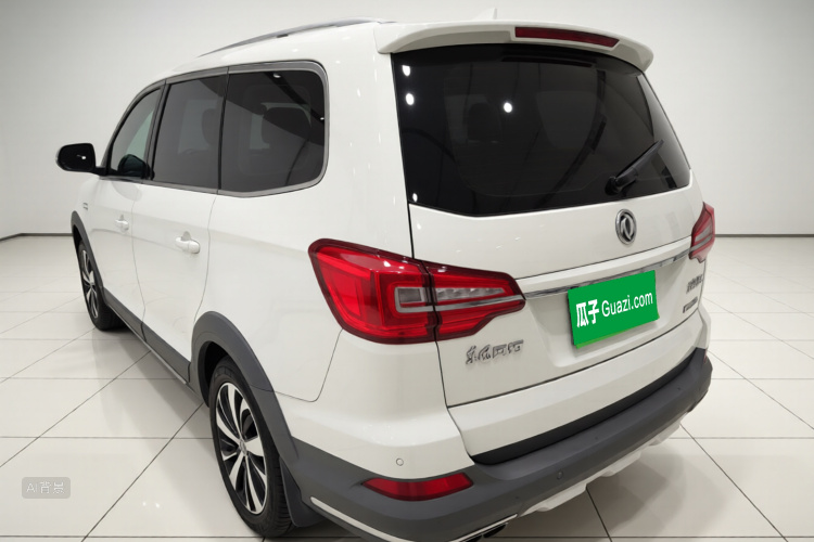 Forthing JOYEAR X6 2017 #5 Forthing JOYEAR X6 2017 imagem de carro #5